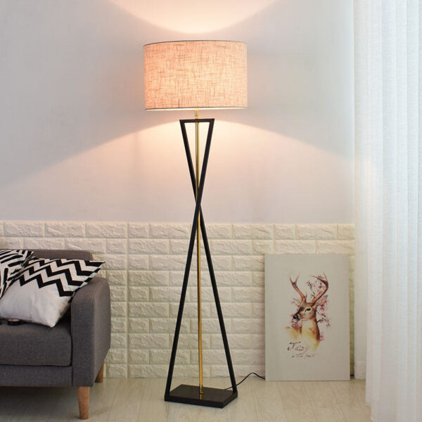21965a73-b8bf-4650-943c-ff5b49866677.jpg Living Room Floor Lamp Simple Sofa Vertical Table