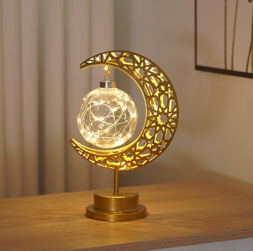 856ea7b8-e417-4c96-b90c-58cb3f4bef0d.jpg LED Modeling Lamp Creative Personality Iron Moon