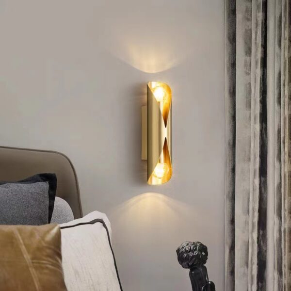 8e8009fc-0305-478e-831e-791a98afc332.jpg Light Luxury Living Room Wall Lamp
